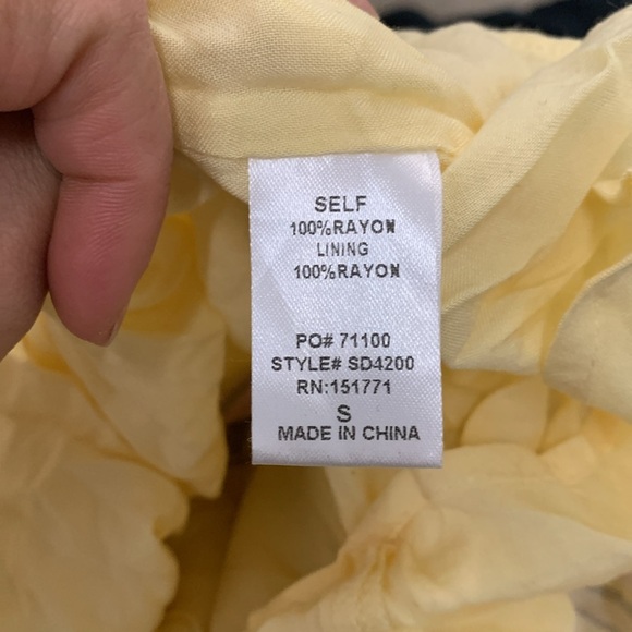 Gilli open back double slit maxi dress - Picture 8 of 8